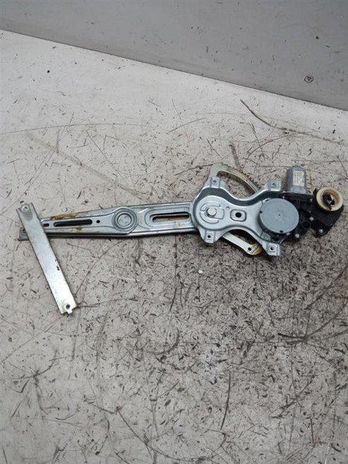 TOYOTA YARIS (FRANCE ) «II» (2006) LAMIERATI ESTERNI ALZACRISTALLO PORTA ANT. SX. USATO Da 2005 A 2009 [[221207]]