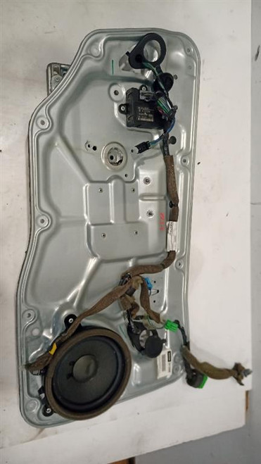 VOLVO XC70 «III» (2008) LAMIERATI ESTERNI ALZACRISTALLO PORTA ANT. SX. USATO Da 2010 A 2013 [[91961]]
