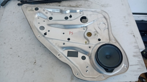 MERCEDES CLASSE C «S204» SW (2011) CRISTALLI ALZACRISTALLO PORTA POST. SX. USATO Da 2011 in poi [[91431]]