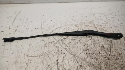 DACIA DUSTER «I» (2014) CRISTALLI BRACCIO TERGICRISTALLO PARABREZZA DX. USATO Da 2017 A 2021 [[239174]]