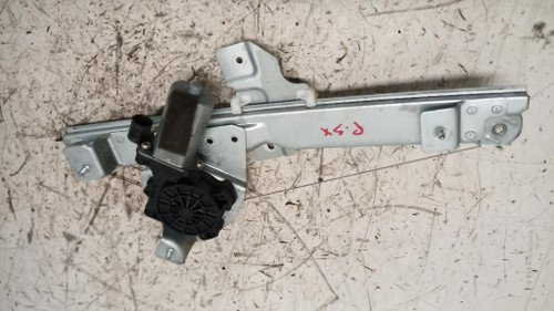 DACIA DUSTER «I» (2014) CRISTALLI ALZACRISTALLO PORTA POST. SX. USATO Da 2017 A 2021 [[239171]]