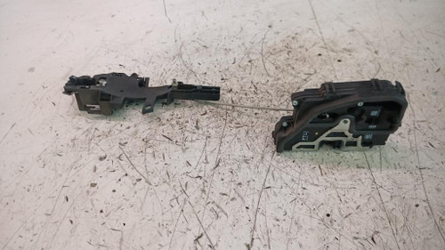 BMW SERIE 1 «E81» BERLINA (2005) LAMIERATI ESTERNI SERRATURA PORTA ANT. SX. USATO Da 2007 A 2012 [[232672]]