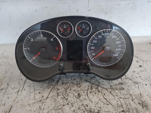 AUDI A3 «8PA» SPORTBACK (2004) ALLESTIMENTI INTERNI QUADRO STRUMENTI USATO Da 2005 A 2008 [[242159]]