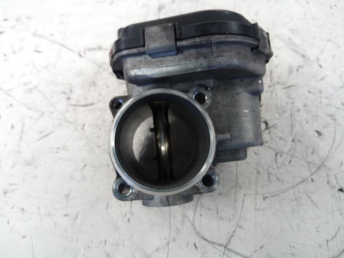 FORD FIESTA «VI» (2008) SCARICO E INIEZIONE CORPO FARFALLATO USATO Da 2010 A 2012 [[242140]]