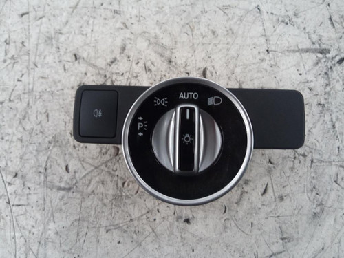 MERCEDES CLASSE B «W246» (2014) IMPIANTO ELETTRICO INTERRUTTORE ILLUMINAZIONE USATO Da 2014 in poi [[242534]]