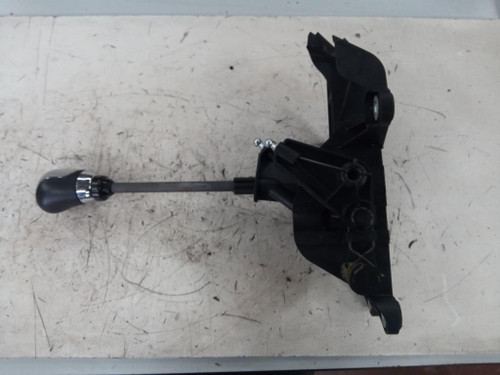 FORD FIESTA «VI» (2008) CAMBIO E TRASMISSIONE COMANDO CAMBIO USATO Da 2010 A 2012 [[242661]]