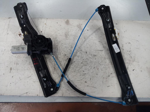 BMW SERIE 3 «F30» BERLINA (2012) CRISTALLI ALZACRISTALLO PORTA ANT. SX. USATO Da 2012 in poi [[242991]]