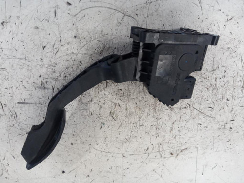 OPEL CORSA «D» (2007) SCARICO E INIEZIONE PEDALE ACCELERATORE USATO Da 2006 A 2010 [[243313]]