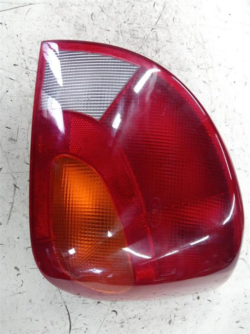 FORD FIESTA «IV» (1996) FANALERIA FANALE POST. DX. USATO Da 1999 A 2000 [[243181]]