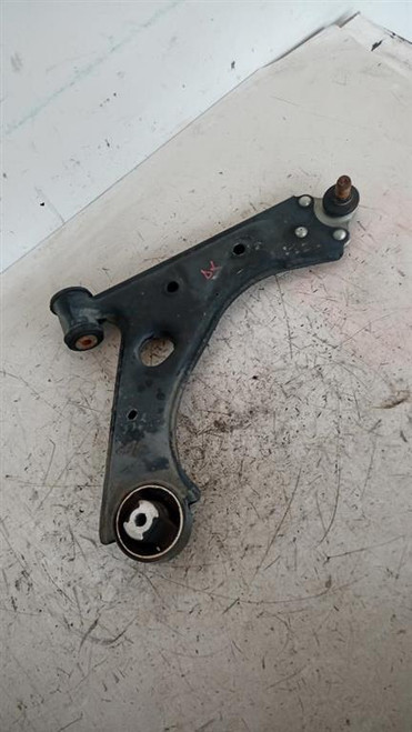 FIAT GRANDE PUNTO (2009) ASSALE BRACCIO OSCILLANTE ANT. DX. USATO Da 2009 A 2011 [[214615]]