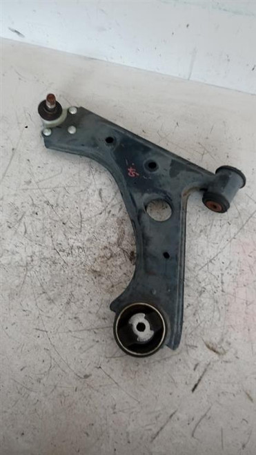 FIAT GRANDE PUNTO (2009) ASSALE BRACCIO OSCILLANTE ANT. SX. USATO Da 2009 A 2011 [[214616]]
