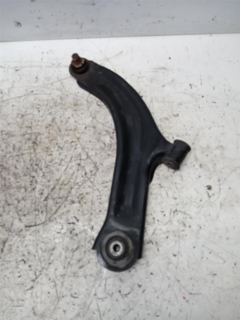 BRACCIO OSCILLANTE ANT. SX. USATO DAL 2005 RENAULT CLIO «III» (2006) 8200744091 [[220510]]