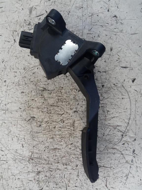 PEDALE ACCELERATORE USATO DAL 2005 AL 2009 TOYOTA YARIS (FRANCE ) «II» (2006) 781100D031 [[243935]]