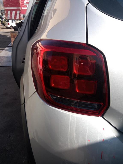 DACIA SANDERO «II» (2016) FANALERIA FANALE POST. SX. USATO Da 2016 in poi [[244666]]