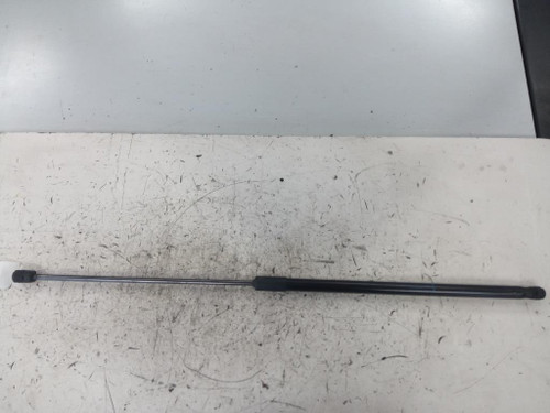 AUDI A6 «4F2» (2005) LAMIERATI ESTERNI AMMORTIZZATORE COFANO ANT. SX. USATO Da 2004 A 2008 [[244454]]