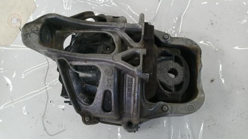 AUDI A6 «4A2/C8» (2018) MOTORE SUPPORTO GOMMA MOTORE DX. USATO Da 2018 in poi [[244969]]