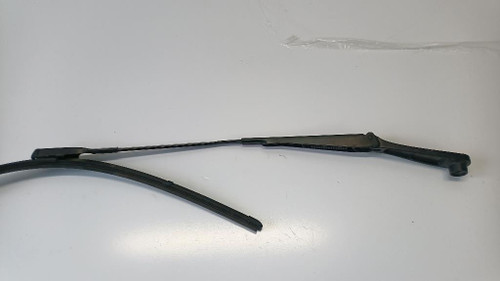 AUDI A6 «4A2/C8» (2018) CRISTALLI BRACCIO TERGICRISTALLO PARABREZZA SX. USATO Da 2018 in poi [[244970]]