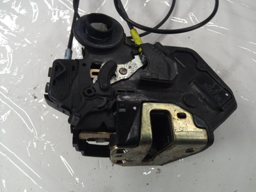 TOYOTA COROLLA VERSO «I» (2002) LAMIERATI ESTERNI SERRATURA PORTA POST. DX. USATO Da 2001 A 2004 [[245203]]