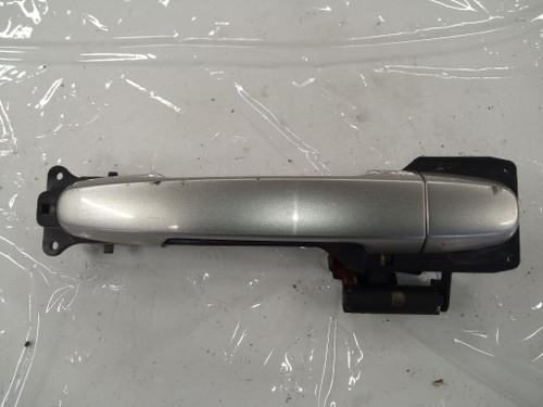 TOYOTA COROLLA VERSO «I» (2002) LAMIERATI ESTERNI MANIGLIA PORTA EST. ANT. DX. USATO Da 2001 A 2004 [[245198]]