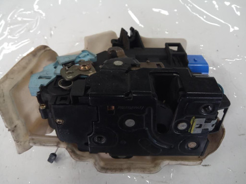 VOLKSWAGEN GOLF «V» (2004) LAMIERATI ESTERNI SERRATURA PORTA ANT. SX. USATO Da 2003 A 2008 [[245429]]