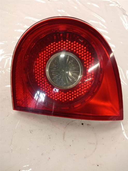 VOLKSWAGEN GOLF «V» (2004) FANALERIA FANALE INT. POST. DX. USATO Da 2003 A 2008 [[245426]]