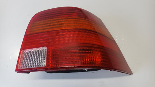 VOLKSWAGEN GOLF «IV» (1998) FANALERIA FANALE POST. DX. USATO Da 1997 A 2003 [[245675]]