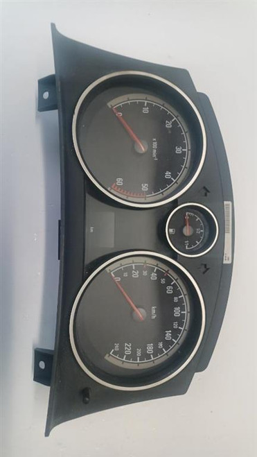 OPEL ASTRA «H» (2005) ALLESTIMENTI INTERNI QUADRO STRUMENTI USATO Da 2004 A 2009 [[245854]]