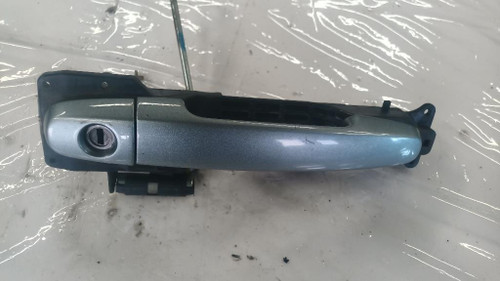 TOYOTA YARIS (FRANCE ) «II» (2006) LAMIERATI ESTERNI MANIGLIA PORTA EST. ANT. SX. USATO Da 2005 A 2009 [[245980]]