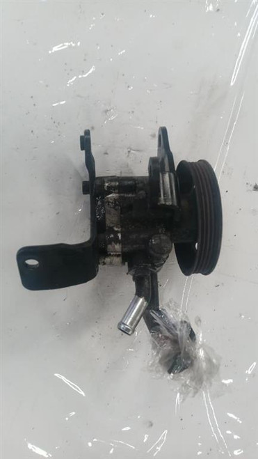 NISSAN CABSTAR «F24M» (2006) STERZO POMPA SERVOSTERZO USATO Da 2006 A 2013 [[245995]]