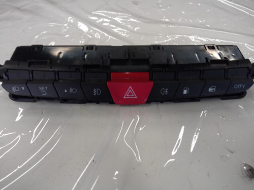 LANCIA YPSILON «III» (2011) ALLESTIMENTI INTERNI PULSANTIERA MULTIFUNZIONE CENTRALE USATO Da 2011 A 2015 [[245284]]