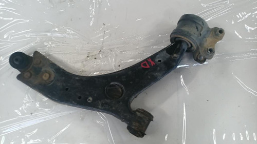 FORD FOCUS «III» SW (2008) ASSALE BRACCIO OSCILLANTE ANT. DX. USATO Da 2008 A 2011 [[246366]]