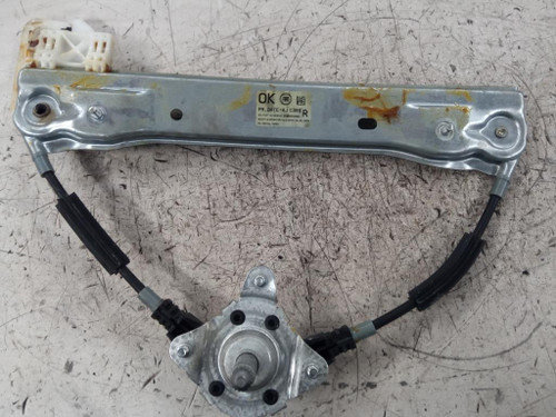 FIAT PANDA «III» (2012) CRISTALLI ALZACRISTALLO PORTA POST. DX. USATO Da 2020 in poi [[243816]]