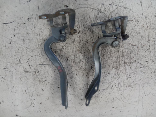 TOYOTA YARIS (FRANCE ) «II» (2006) LAMIERATI ESTERNI CERNIERA COFANO ANT. DX. USATO Da 2005 A 2009 [[243936]]