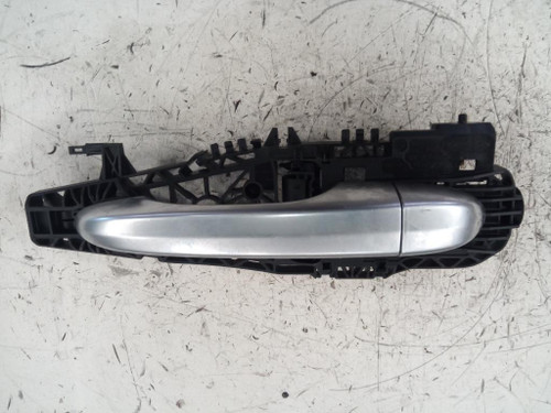 FIAT 500X (2018) LAMIERATI ESTERNI MANIGLIA PORTA EST. ANT. DX. USATO Da 2020 in poi [[243668]]