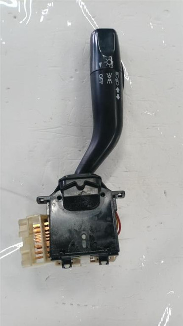 MAZDA 323 F «VI» (2001) STERZO PULSANTE COMANDO MULTIFUNZIONE SX. USATO Da 2000 A 2003 [[247373]]