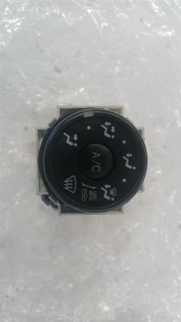 TOYOTA IQ (2009) TERMICO BLOCCO COMANDO CLIMATIZZAZIONE USATO Da 2008 in poi [[247277]]