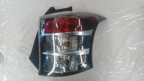 TOYOTA IQ (2009) FANALERIA FANALE POST. DX. USATO Da 2008 in poi [[247261]]