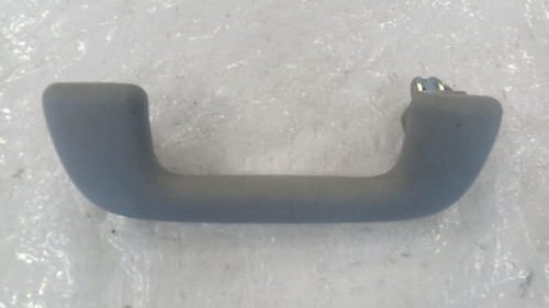 TOYOTA IQ (2009) ALLESTIMENTI INTERNI MANIGLIA TETTO ANTERIORE DX. USATO Da 2008 in poi [[247238]]