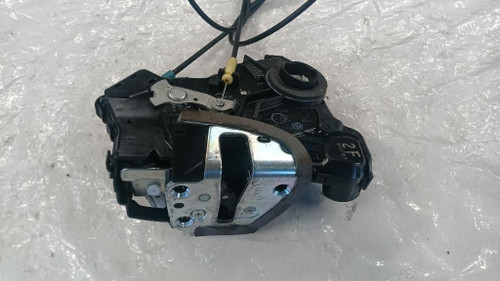 TOYOTA IQ (2009) LAMIERATI ESTERNI SERRATURA PORTA ANT. DX. USATO Da 2008 in poi [[247232]]