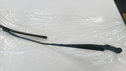 FIAT DUCATO «290» (2014) CRISTALLI BRACCIO TERGICRISTALLO PARABREZZA DX. USATO Da 2014 in poi [[246976]]