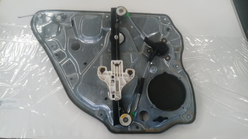 VOLKSWAGEN POLO «IV» (2002) LAMIERATI ESTERNI ALZACRISTALLO PORTA POST. DX. USATO Da 2003 A 2005 [[246856]]