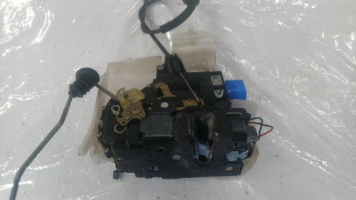 VOLKSWAGEN POLO «IV» (2002) LAMIERATI ESTERNI SERRATURA PORTA ANT. SX. USATO Da 2003 A 2005 [[246839]]