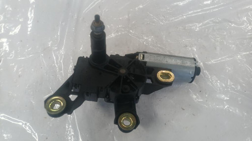 VOLKSWAGEN POLO «IV» (2002) CRISTALLI MOTORINO TERGILUNOTTO USATO Da 2003 A 2005 [[246838]]