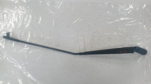 VOLKSWAGEN POLO «IV» (2002) CRISTALLI BRACCIO TERGICRISTALLO PARABREZZA DX. USATO Da 2003 A 2005 [[246829]]