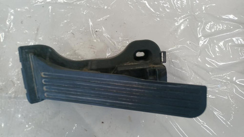 VOLKSWAGEN GOLF «V» (2004) SCARICO E INIEZIONE PEDALE ACCELERATORE USATO Da 2005 A 2008 [[246781]]