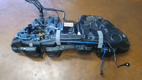 MERCEDES CLASSE C «S205» SW (2014) SCARICO E INIEZIONE SERBATOIO CARBURANTE USATO Da 2014 A 2018 [[246740]]