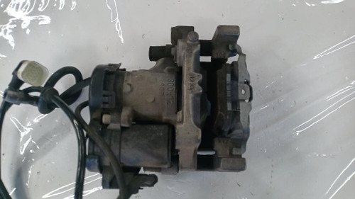 MERCEDES CLASSE C «S205» SW (2014) IMPIANTO FRENANTE PINZA FRENO POST. DX. USATO Da 2014 A 2018 [[246707]]