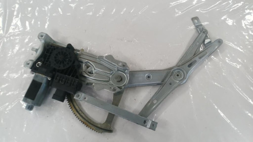 OPEL ASTRA «H» (2005) CRISTALLI ALZACRISTALLO PORTA ANT. DX. USATO Da 2004 A 2009 [[247577]]