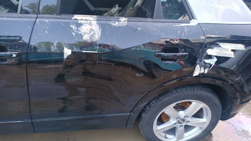 AUDI Q2 «GAB» (2016) LAMIERATI ESTERNI PORTA POST. SX. USATO Da 2016 in poi [[247610]]