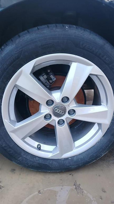 AUDI Q2 «GAB» (2016) LAMIERATI ESTERNI CERCHIO RUOTA ANT. SX. USATO Da 2016 in poi [[247622]]